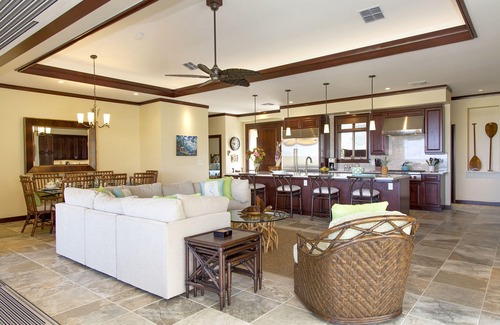 Kamuela Villa | BIG ISLAND PARADISE-private lanai -pool/spa/low golf rates/access to #1 beaches