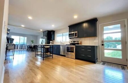 Villa Hills House | Big riverfront house near beach access, CVG, & downtown