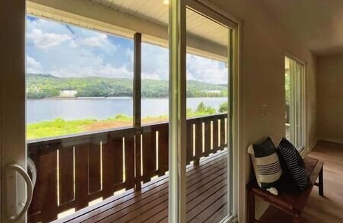 Villa Hills House | Big riverfront house near beach access, CVG, & downtown