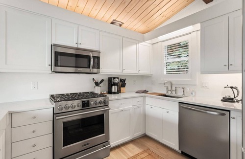 Aspen Condo | Big Savings, More Nights! 15% off 3 night stays thru Dec 14