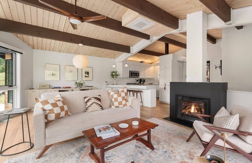 Aspen Condo | Big Savings, More Nights! 15% off 3 night stays thru Dec 14