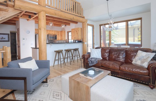 Big Sky Ski Chalet | Big Sky Vacation Rentals: MMH 5 Derringer