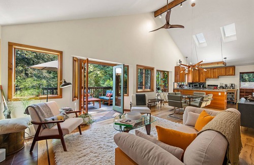 Guerneville House | Big Star Farm ~ Magical Nature Getaway, Sauna, Hot Tub, Serene