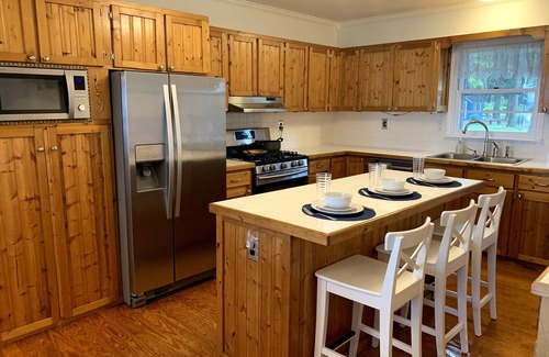 Summerton House | Big water lakefront with sunset views, large deck, private dock