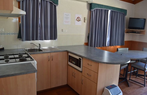 Seymour Cabin | BIG4 Seymour Holiday Park
