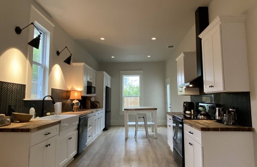 Southtown House | Bijou Casita in Historic Southtown near Riverwalk