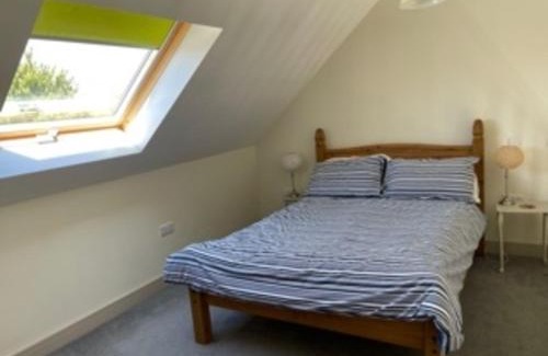 Shorwell House | Bike Shed 1-Bed Cottage Sleeps 2 Pet Friendly