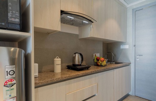 Gurugram Apartment | Bilbo Baggin's charming Gurugram Studio with WiFi, AC & a personality