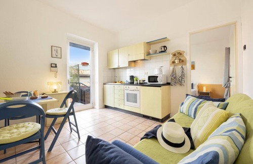 Oggebbio Apartment | Bilocale 5 with balcony/terrace