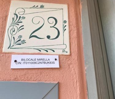 Carro Apartment | Bilocale Mirella
