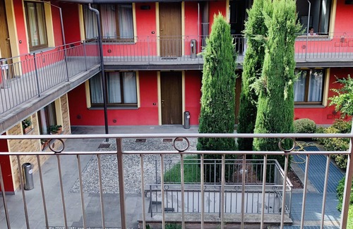 Bergamo Apartment | Bilocale Moderno tra Bergamo Centro e Aeroporto Orio al Serio