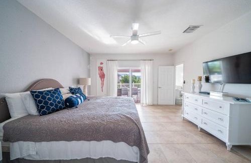 Alice Town House | Bimini Blue Villa Villa