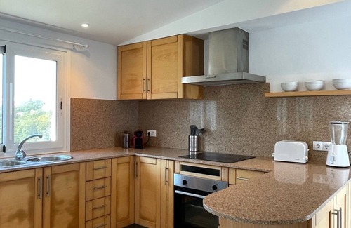 Los Delfines Ski Chalet | Biniforcat Calan Forcat