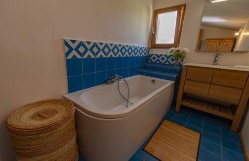 Sigonce House | Bioclimatic ecological cottage in the Luberon