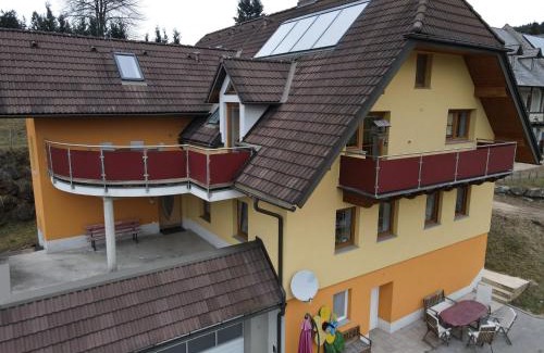 Sankt Jakob im Walde Apartment | Biohof Kroisleitner Ferienwohnung Rundumblick