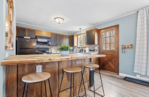Birch Hill House | Birch Hill Hideaway - Central Location + Fire Pit