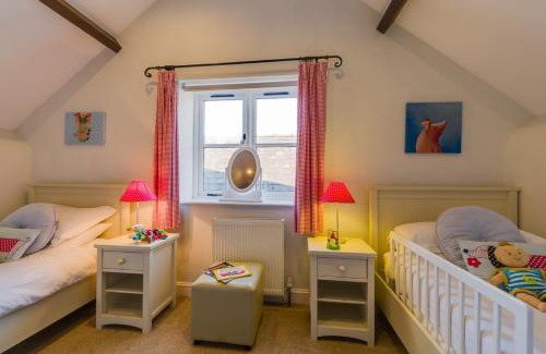 Torrington House | Birchill Farm & Cottages - Bramble Cottage