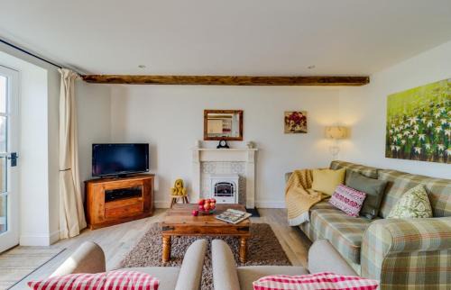 Torrington House | Birchill Farm & Cottages - Bramble Cottage