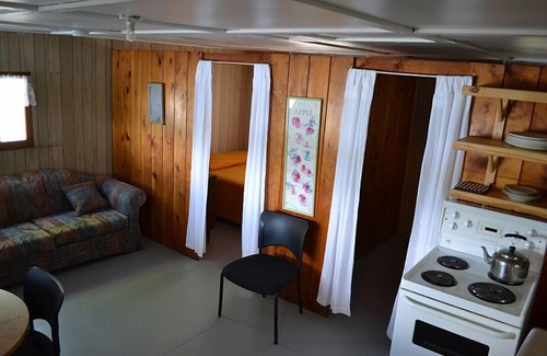 Algoma District Cottage | Birchland Cottages