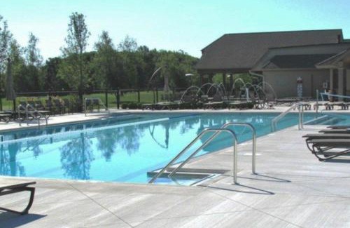 Birchwood Farms House | Birchwood: Scenic Sanctuary