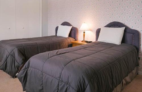 Birchwood Farms House | Birchwood: Scenic Sanctuary