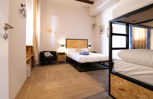 Cami Fondo Bed & Breakfast | Bird House
