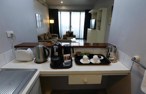 Goroka Hotel | Bird of Paradise Hotel & Apartments