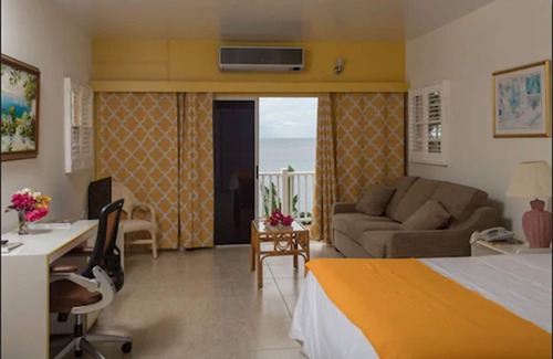 Frigate Bay Hotel | Bird Rock Beach Hotel