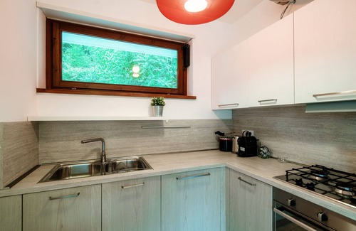Como Apartment | Bird's Eye View