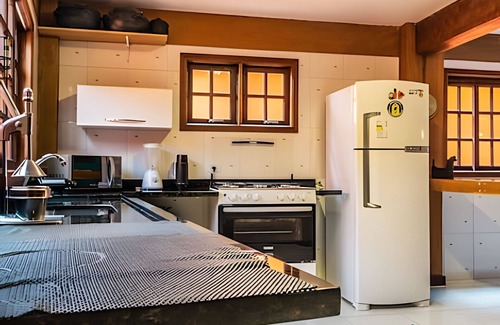 Bexiga House | Birds' Home: Close to Curral Beach