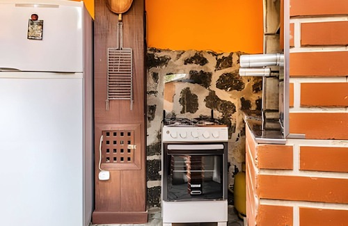 Bexiga House | Birds' Home: Close to Curral Beach