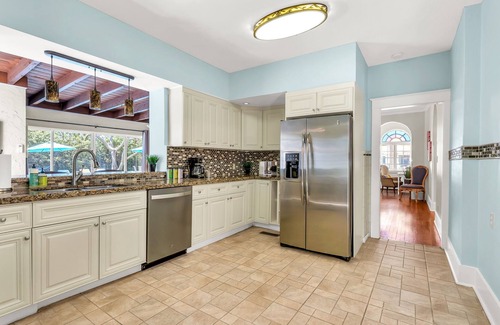 South Palm Park Neighborhood Association House | Birds of Paradise Historic 1900's Spanish Estate!
