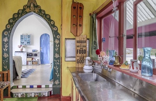 Waimarama Apartment | Birdsnest@PORT O BEIJO -Relaxed Accommodation