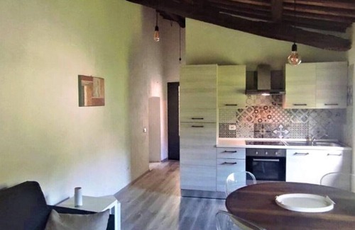 Grotte di Castro House | Biscarello House - Borgo and Lake