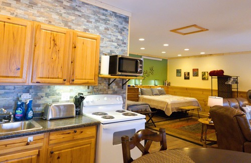 Custer Cabin | Bison Pines-Peace & Quiet South of Custer-Secluded 51 acres. No Cleaning Fee!