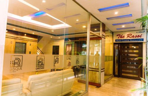 Malleshwaram Hotel | Bisque Magaji Orchid - Near Majestic City Railway Station