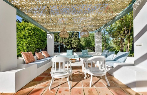 Jesus Pobre Villa | Bisserot - By Almarina Villas