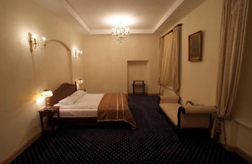 Kuciai Hotel | Bistrampolis Manor