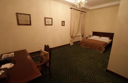 Kuciai Hotel | Bistrampolis Manor
