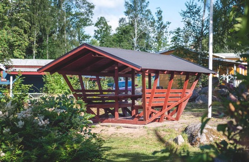 Vimmerby RV Rental | Björkbackens Stugby - Campground
