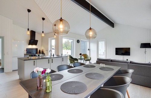 Lyngsbæk Strand House | "Bjarki" - 800m from the sea by Interhome