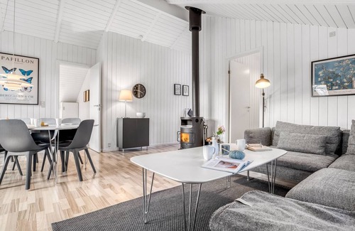 Marielyst House | "Bjart" - 1.5km from the sea by Interhome
