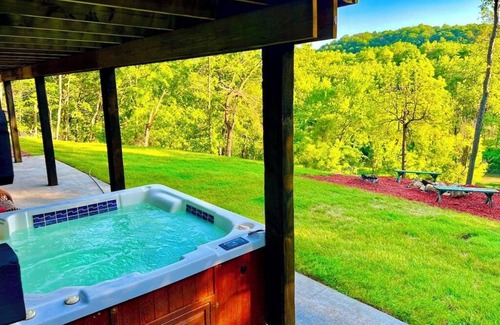 Harpers Ferry Cabin | Black Bear A-Frame Waterfront Log Cabin with Hot Tub Jacuzzi