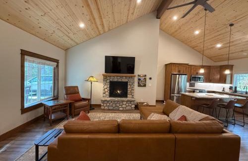 Yosemite National Park House | Black Bear Bungalow