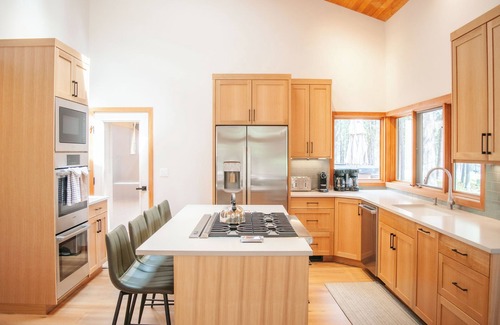 Black Butte Ranch House | Black Butte Ranch Glaze Meadow 312