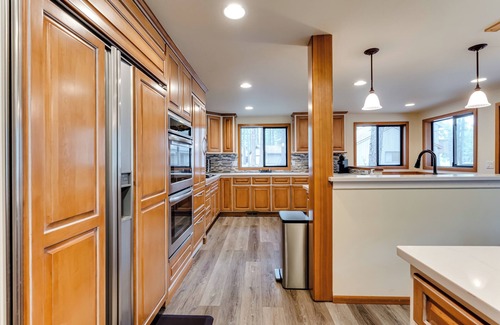 Black Butte Ranch House | Black Butte Ranch-GM on 7th Hole. Major Upgrades! Ranch Favorite!