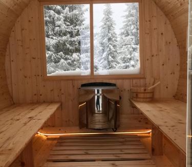 Vartop House | Black Chalet