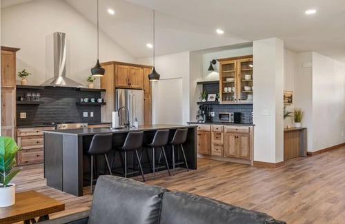 Sturgis House | Black Hills Haven: Serene Retreat Near Deadwood & Boulder Canyon Golf Club