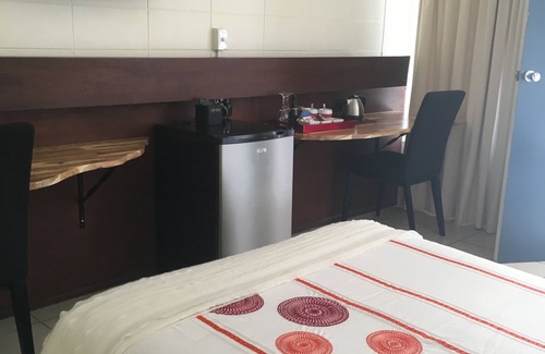Innisfail Hotel | Black Marlin Motel