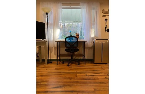 Black Mountain Apartment | Black Mountain Private guest suite. One mile to Black Mt Pet Friendly.